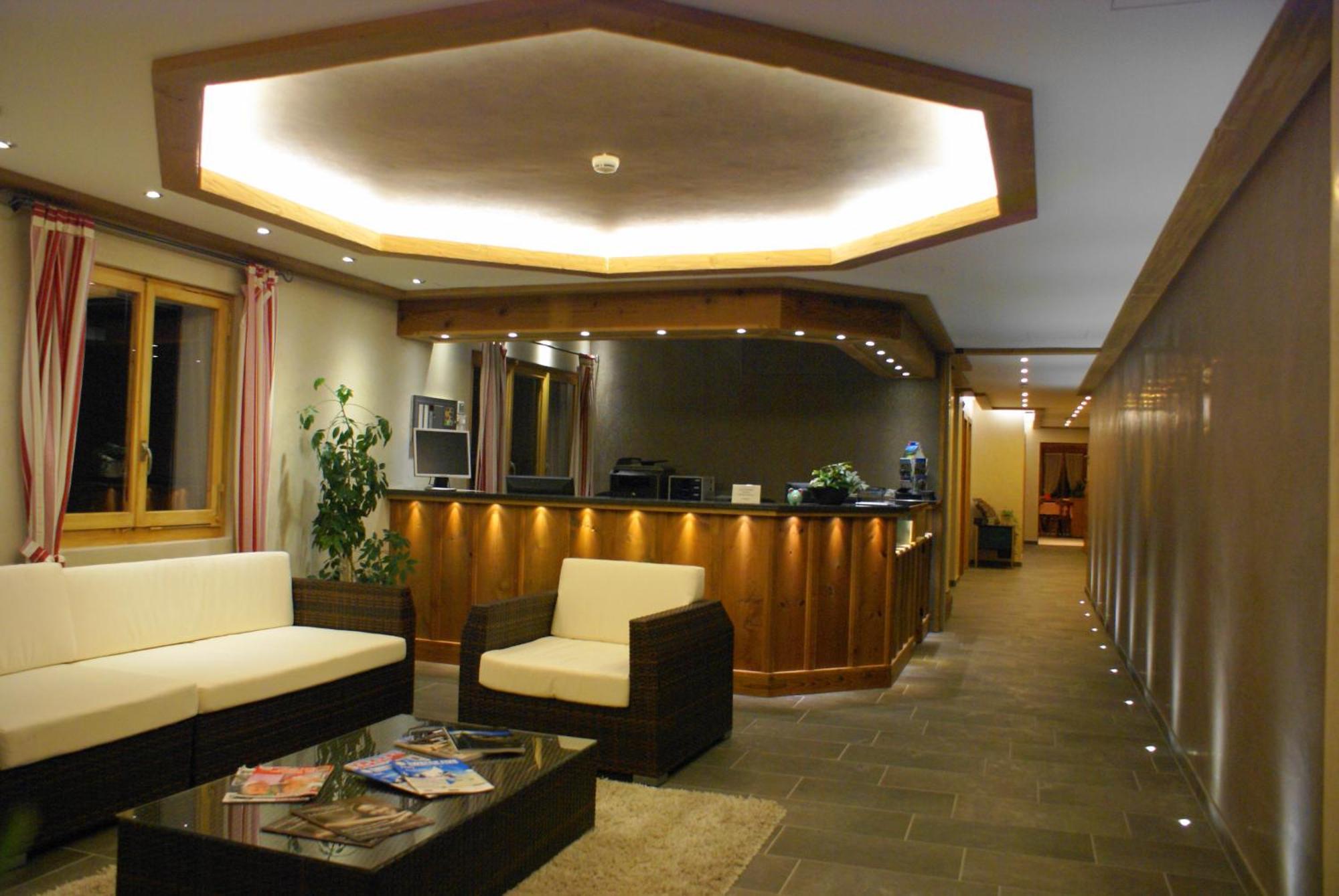 Alphorn Hotel