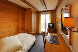 Alphorn Hotel 3*